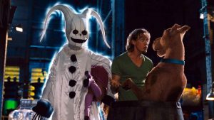 Samy, Scooby-Doo et un fantôme dans Scooby-Doo le film (critique)