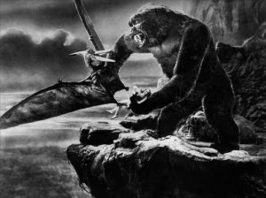 King Kong aux prises avec un ptérodactyle, dans le film produit par le célèbre studio RKO Pictures Naissance d'un titan.