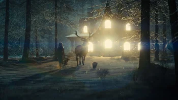 Une petite fille, un élan et deux autres animaux à quatre pattes sont filmés de dos dans la nuit ; ils avancent telles des ombres en direction d'un manoir aux fenêtres très illuminées ; les personnages traversent un paysage enneigé, qui s'apparente à un bois ; plan du film DISCLOSURE DAY de Steven Spielberg.