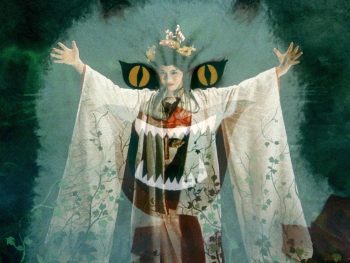 Démon folklorique japonais prenant la forme d'une femme habillée en geisha ; avec en surimpression un portrait démoniaque de chat blanc ; plan issu du film house de Nobuhiko Obayashi.